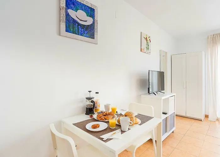 Center D Apartment *